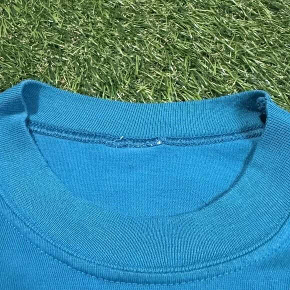 Vintage Nike Toronto Running Event Tee - Picture 9 of 12